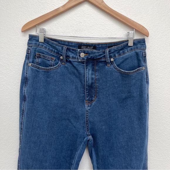Judy Blue Flare Jeans Size 32 - Picture 2 of 6